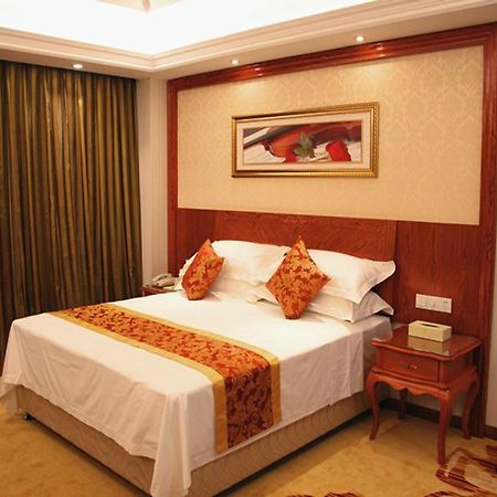 Vienna Classic Hotel Kongtong Avenue Pingliang المظهر الخارجي الصورة